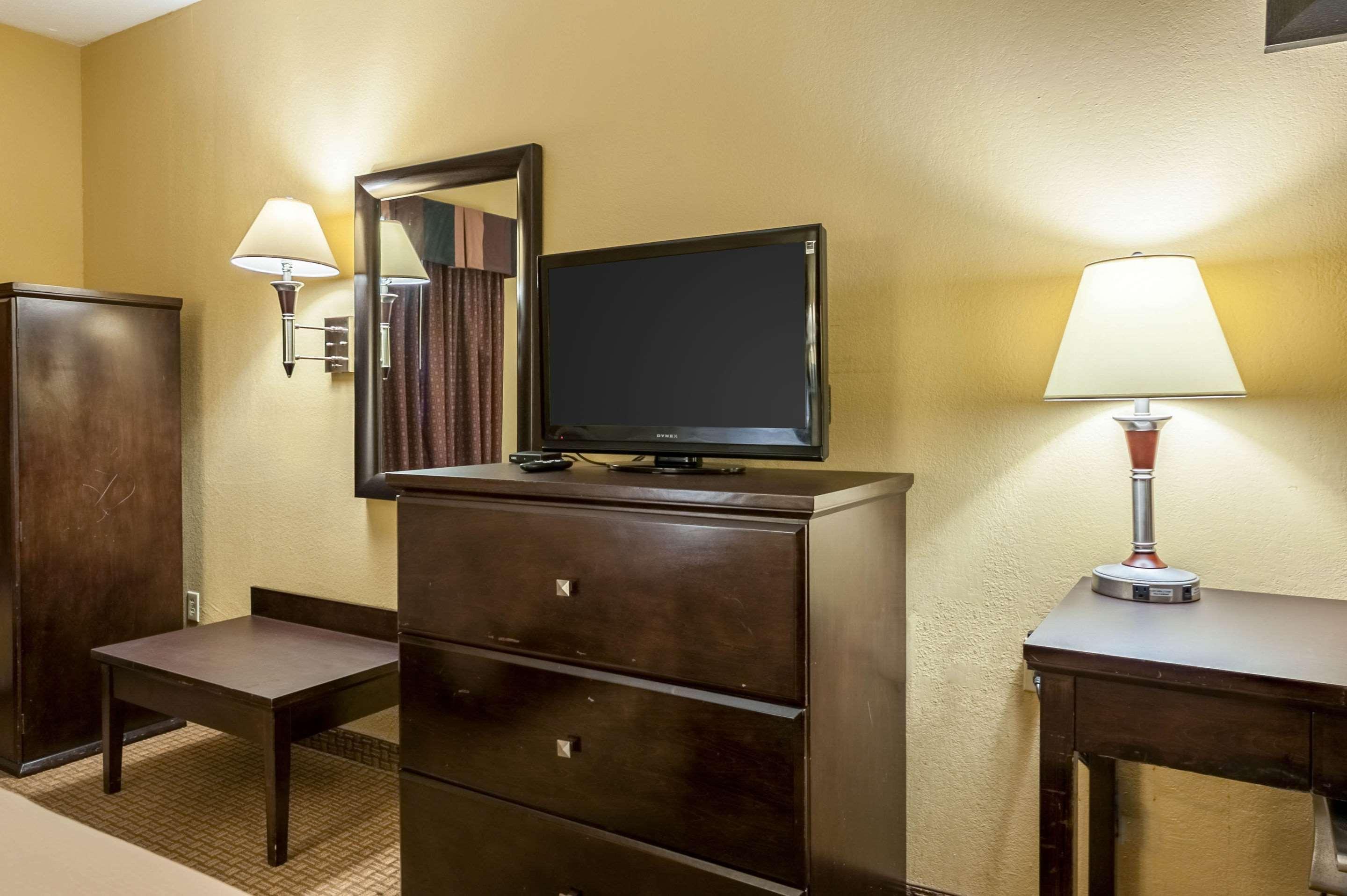 Quality Inn & Suites Lafayette Exterior foto
